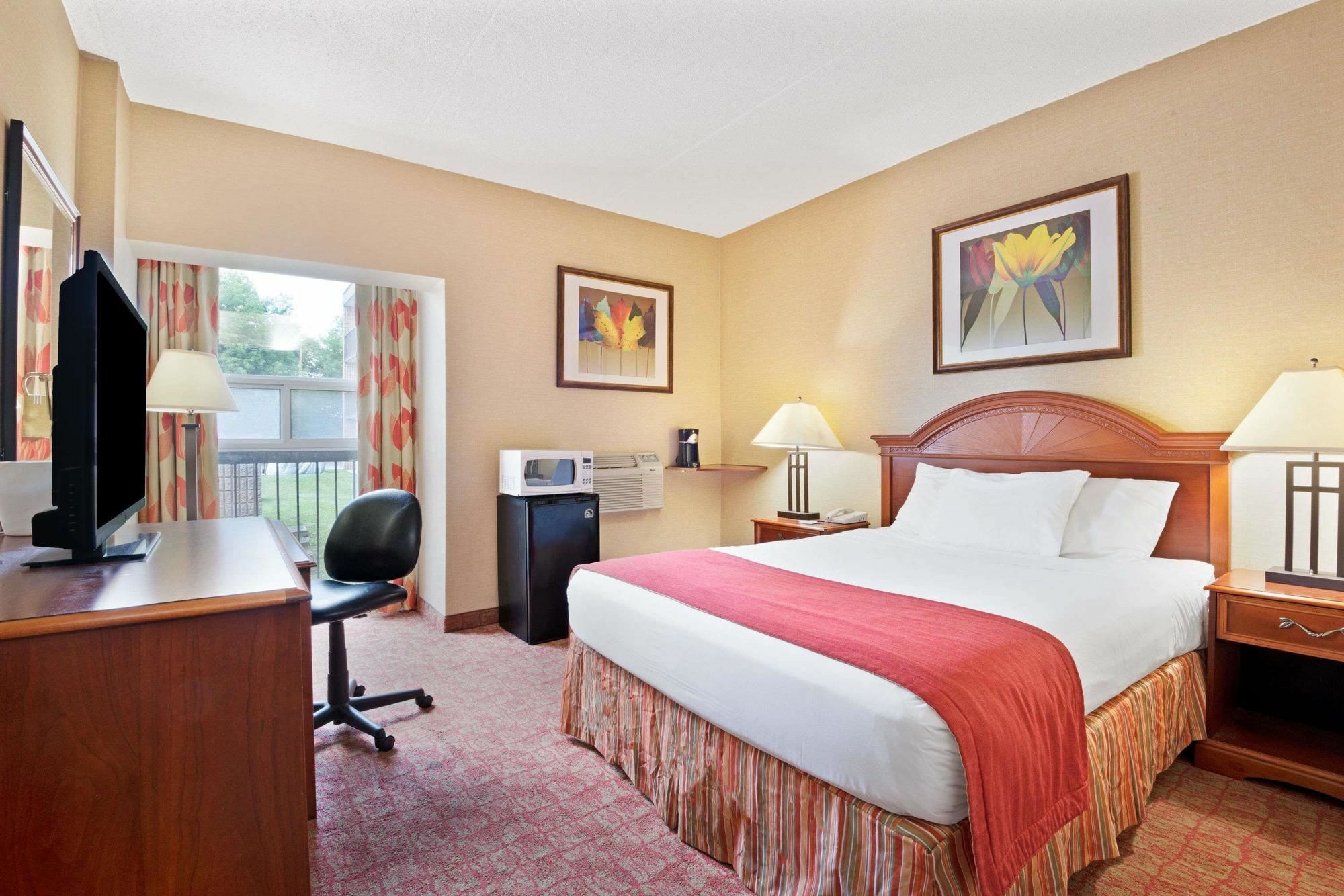 Knights Inn Toronto Scarborough Buitenkant foto